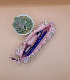 Pink Pencil Case With Zipper Closure As Gift, Cheap Pink Pencil Case With Zipper Pocket, Functional Pink Pencil Case With Zipper, Pink Pouch Pencil Case With Zipper Pocket, Pink Pencil-shaped Case With Zipper Closure, Floral Makeup, Cute Makeup Bags, Pencil Organizer, Small Pen