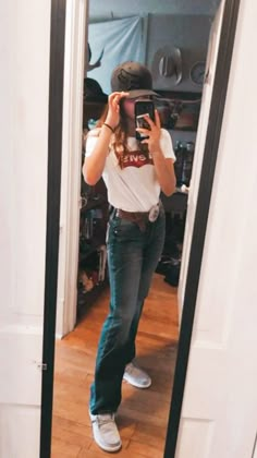 Grey Hey Dudes Outfit, What To Wear With Hey Dudes, Hey Dude Outfits, Hey Dudes Outfit Women, Hey Dudes Outfit, Outfit With Hey Dudes, Country Outfits Casual, Morgan Wallen Outfits, Summer Country Outfits