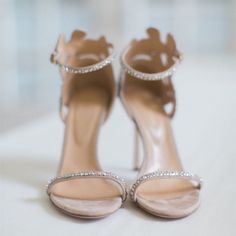 Champagne Wedding Shoes Rhinestone Stiletto Heels Bridal Sandals image 3 Champagne Wedding Shoes, Elegant Wedding Shoes, How To Dress For A Wedding, Dancing Club, Party Dancing, Ball Wedding, Wedding Shoes Bride, Bridal Sandals, Champagne Wedding