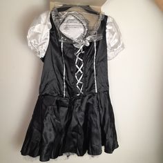 Size 8-10 New With Tags Comes With Head Band In Great Condition! Bin1 Black Halloween Costumes For Dress-up, Fitted Black Costume For Dress-up, Maid Halloween Costume, Maid Halloween, Blazer Mini Dress, Beaded Cocktail Dress, Peach Dress, Amy Lee, Knitted Bodycon Dress