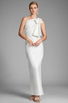 18 Stylish and Unique Wedding Dresses: Gowns that Make a Statement - Wedding Dresses For Budget Brides Bridal Ball Gown, One Shoulder Gown, Column Gown, Column Dress, Special Occasion Outfits, Blue Bridesmaids, Little White Dresses, Luxury Dress