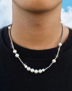 Mens Pearl Necklace, Saint Necklace, Mens Beaded Necklaces, Diy Beaded Rings, Diy Jewelry Necklace, Pearl Chain Necklace, Beaded Necklace Designs, Jewel Necklace