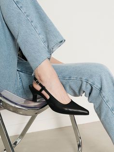 Editor's NotesRareness' shoes are designed for comfortable and elevated essential styles.- Slingback heeled pumps- Adjustable buckle strap- Kitten heel- Glossy leather texture- Slim pointed toe- Minimal and chicMeasurements(in.)- Size:: KR 225MM(US 5.5) ~ KR 260MM(US 9)- Heel height: 2.4  in* Fits true sizeComposition & Care- UPPER:  Kip Skin Leather- LINING: Pigskin Leather- INSOLE: Kidskin Leather- Avoid direct heat and moisture- Professional cleaning is recommendedDesigner- by r Chic Leather Slingback Pumps With 4-inch Heel, Modern Leather Slingback Pumps With 4-inch Heel, Chic Slingback Pumps With 4-inch Heel, Modern Closed Toe Heels With Buckle Closure, 4-inch Heel Slingback Sandals For Work, Modern Court Shoes With Ankle Strap, Modern Court Shoes With Ankle And Heel Strap, Modern Closed Toe Kitten Heels With Heel Strap, Sleek High Heel Slingback Pumps With Buckle Closure