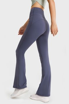 These yoga pants are made of a thin and highly stretchy material that feels like skin. The long length of these pants is perfect for yoga and other activities. The elastic waistband provides a flattering and comfortable fit. Sizing category: Regular Picture style: Studio Pattern type: Solid Features: Feel like skin Length: Long Material: 80% nylon, 20% spandex Stretch: Highly stretchy Sheer: No Body: Not lined Care instructions: Hand wash cold. Do not tumble dry. Imported Product measurements: 4 Flare Yoga Pants, Gym Pants, Picture Style, Bondi Beach, Flare Leggings, British Indian, Yoga Fitness, Brunei, Yoga Pants