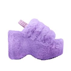 Purple faux fur women's slip-on platforms Fluffy Shoes, Baddie Hairstyles, Pretty Shoes, Harajuku Fashion, Shoe Game, World Of Fashion, Me Too Shoes, Latest Fashion Trends, Women's Shoes