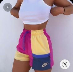 Cute Sportswear, Cute Nike Shorts Outfits, Vetements Shoes, Colorful Workout Outfits, Celana Fashion, Sportswear Outfits, Cute Nike Outfits, Skandinavian Fashion, Cute Comfy Outfits