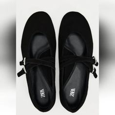 Leather Mary Janes. Multi-Positional Straps With Buckles . Sole Height: 0.4 Inches (1cm) Black: 2557/310 Lining 80% Polyester 20% Polyester Upper 100% Goat Leather Sole 100% Polyurethane Thermoplastic Insole 85% Goat Leather 15% Polyester Chic Black Ballet Flats With Buckle Closure, Black Ballet Flats With Flat Heel For Office, Chic Black Flats With Buckle Closure, Black Ballet Flats For Office, Black Flat Ballet Flats For Office, Black Ballet Flats For Office With Medium Width, Black Casual Flats With Buckle Closure, Casual Black Flats With Buckle Closure, Black Party Flats With Buckle Closure