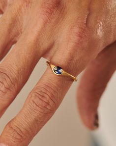 Tidal OOAK Parti Sapphire Signet Ring – ARTEMER Artemer Ring, Sapphire Signet Ring, Parti Sapphire, Minimalist Rings, Fine Jewellery Earrings, White Ring, Mens Wedding Bands, Signet Ring, Wedding Ring Sets