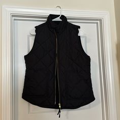 Nwot. Size Medium. Black. Black Casual Vest With Zipper Closure, Casual Black Vest With Zipper Closure, Black Outerwear With Zipper Closure For Layering, Black Zipper Closure Outerwear For Layering, Jcrew Vest, Herringbone Quilt, Quilted Puffer Vest, Womens Puffer Vest, Pink Quilts