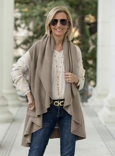 Mocha Cape Vest - Just Style LA Chic Open Front Fall Vest, Fitted Open Front Vest For Fall, Elegant Beige Vest For Layering, Chic Open Front Vest, Elegant Beige Sweater Vest For Fall, Elegant Sleeveless Cardigan For Layering, Elegant Sleeveless Spring Cardigan, Elegant Fitted Sleeveless Cardigan, Cape Vest