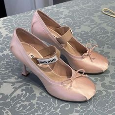 Miu Miu Ballerina, Fall Wishlist, Fashion Girly, Ballerina Pumps, Aesthetic Moodboard, Aesthetic Vibes, Girl Fits, Carrie Bradshaw, Ballerina Flats