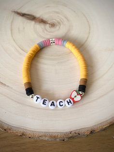 Teacher Bead Bracelet, Teacher Clay Bracelet, Teach Clay Bead Bracelet, Clay Bracelets Diy, Bracelet For Teacher, Pencil Bracelet, Bead Alphabet, Teacher Bracelet