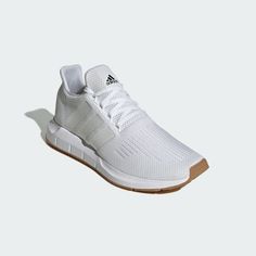 Adidas Swift Run, Chill Time, Adidas Shoes Mens, Mens Tennis Shoes, Wardrobe Accessories, Mens Athletic Shoes, Cloud White, Boot Bag, Sneakers Men Fashion