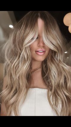 Beige Blonde Hair, Balayage Long Hair, Ash Blonde Balayage, Bronde Balayage, Bronde Hair, Balayage Hair Dark, Low Maintenance Hair, Long Dark Hair, Dark Blonde Hair