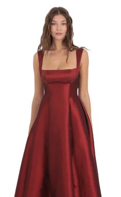 Square Neck Fit and Flare Maxi Dress in Maroon | LUCY IN THE SKY Flare Maxi Dress, Prom Dress Inspo, Classy Prom, Classy Prom Dresses, Taffeta Fabric, Chique Outfits, Red Bridesmaid Dresses, Burgundy Prom Dress, Prom Dress Inspiration