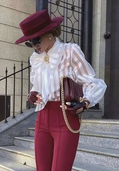 Look Kylie Jenner, Old Money Outfits, How To Look Expensive, Mode Tips, Elegant Outfit Classy, Europe Outfits, Preppy Chic, Scandinavian Fashion