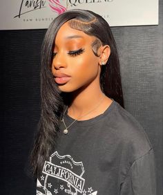 Black Queens, Beautiful Wigs, Glam Fashion, Black Queen, Long Shorts, Hair Inspo, Short Hair Styles, Wigs, Hair Styles