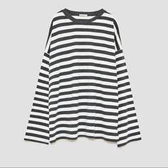 Brand New With Tags:: Round Neck T-Shirt Falling Below The Hip With Long Sleeves. Made Of Printed Fabric. Height Of Model 177 Cm. / 5′ 9″ Striped Sweatshirt, Striped Pullover, Striped Sweatshirts, School Looks, Zara Sweater, Of Model, Printed Fabric, Colorful Sweaters, Pullover Sweater