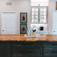 the kitchen counter is clean and ready for us to use