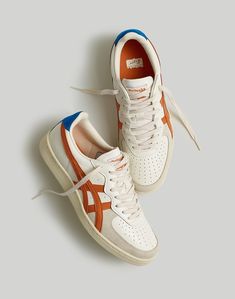 Orange Sneakers, Lightweight Sneakers, Womens Summer Shoes, Onitsuka Tiger, Looks Chic, Casual Shoes Women, Kanye West