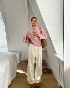 Soft Pastel Outfit Aesthetic, Crème Pants Outfit, Lounge Fits Aesthetic, Pastel Pink And Green Outfit, Classy Casual Outfits Summer, Pink And Cream Outfit, Cozy Work Outfit, Winter Outfits Pink, London Lookbook