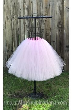 Ladies Blush Tulle Tutu, Girls Light Pink Tulle Skirt, Wedding Bachelorette Party Tutu, Woman's Plus Size, Mommy and Me Tutu's, Flower Girl Colors used: Blush Light Pink This tutu is attached to ribbon so you can tie the tutu and adjust the size. You'll need to measure your waist and the desired length. This skirt is full and beautiful. I use 4 layers of tulle. I attach to tulle to satin ribbon. If you need a different length just message me. I'll be happy to custom make another size. Shipped Pr Plus Size Tutu, Bachelorette Tutu, Tulle Skirt Wedding, Tulle Table Skirt, Girls Tulle Skirt, Tulle Wedding Skirt, Womens Tulle Skirt, Pink Tulle Skirt, Halloween Tutu