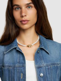 Length: 38cm. Gold-colored brass. Natural freshwater pearl . Magnetic closure Timeless Pearly, Pearl Collar, Collar Necklace, Magnetic Closure, Fresh Water, Freshwater Pearls, Pearl Necklace, Pear, Fish