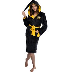 If you’re looking for licensed Harry Potter merchandise, you’ve come to the right place! Intimo specializes in creating officially licensed children’s apparel that is comfortable, practical, and fun. This Harry Potter plush bathrobe is made of soft, polyester that will keep you comfortable and warm whether you are getting out of the shower or using it as a costume. It comes in a range of sizes to fit you or your Harry Potter fan perfectly and is designed for women's juniors. You can choose from Harry Potter Plush, Harry Potter Robes, Gryffindor Ravenclaw, Ravenclaw Hufflepuff, Plush Robe, Harry Potter Jewelry, Alice In Wonderland Costume, Harry Potter Style, Wonderland Costumes