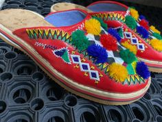 Moroccan slipper | Berber slippers | Moroccan slippers | Pom slippers | Moroccan shoes Moroccan Shoes, Moroccan Slippers, Mens Slippers, Shoes Mens, Men's Shoes, Pom Pom, Slippers, Accessory Gift, Pet Supplies