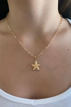 Shop trendy and affordable jewelry @simplyskyeco Ocean Theme Jewelry, Ocean Inspired Jewelry, Starfish Pendant, Starfish Necklace, Ocean Jewelry, Casual Jewelry, Jewelry Accessories Ideas, Seashell Necklace, Themed Jewelry