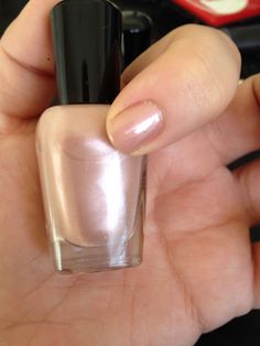 Zoya Lauren - Another pretty neutral. Pretty Gel Nails, Nail Paint, Beauty Nails