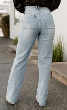 Introducing the BELTED BELLE DENIM JEANS, the perfect addition to your wardrobe. With an optional belt, these jeans offer versatility and style. Made from high-quality denim, you can count on comfort and durability. Upgrade your look with the BELTED BELLE DENIM JEANS. Jean Belts, Denim Jeans Men, Order Now, Mens Jeans, Denim Jeans, Wardrobe, Color