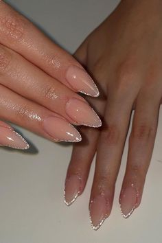 31 Stunning Prom Nail Ideas That Look Gorgeous - Lauren Erro Colored Chrome Nails Designs, Wedding Jelly Nails, Chrome Nails Diamonds, Pink Nail With Pink French Tip, Wedding Nails Non Traditional, Champagne Wedding Nails For Bride, Nail Shine Design, Silver Details Nails, Nails Prom Pink