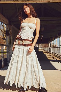 Prairie Skirt Outfit, Asymmetrical Maxi Skirt, Prairie Skirt, Tiered Maxi Skirt, Free People Skirt, Simple Tees, Chiffon Skirt, Eyelet Lace, Lace Panelled