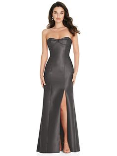 Show Off Your Shape In An Elegant Satin Twill Gown. A Trumpet Silhouette Creates A Dramatic Hourglass Silhouette, While A Strapless Neckline Is Adorned With A Bow Cuff That Draws The Eye And Adds Just The Right Touch Of Decoration To A Soft, Slitted Skirt. Shown In Caviar Gray. Trumpet Silhouette, Prom Dress Inspo, Trumpet Dress, Hourglass Silhouette, Trumpet Gown, Looks Party, Strapless Neckline, Prom Dress Inspiration, Bridal Party Dresses