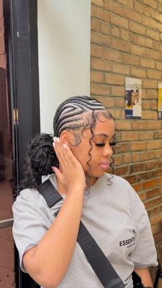 Braids To The Scalp With Weave, Bkack Girl Hair Style Braids, Braids For Black Women Scalp, Feed In Braids Hairstyles With Designs, Freestyle Boho Stitch Braids, Blaxk Girl Hairstyles Braids, Stitch Braids Into Bun With Design, Pretty Braids Hairstyles, Hairsyles Black Girls Braids