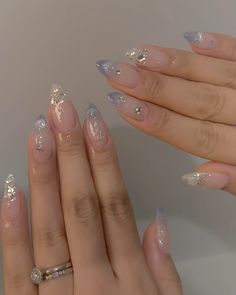 Light Blue Nails Aesthetic Short, Wedding Jelly Nails, Cute Nails Almond Shape Aesthetic, Pearlescent Gel Nails, Navy Nails Design Winter, Silver Minimalist Nails, Icy Blue Glitter Nails, Korean Glass Nails Blue, Blue Nails Asian