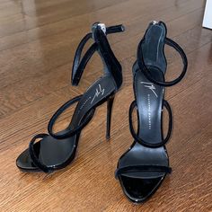 Zanotti Shoes, Giuseppe Zanotti Shoes, Giuseppe Zanotti, Black Velvet, Women's Shoes Sandals, Shoes Sandals, Velvet, Size 6, Women Shoes