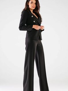 High rise pants with wide legs, no pockets. Pants with zipper and button at the front. They look perfect with jacket of the same color. Product made in Poland. Spandex 5 % Polyester 95 % Size Lenght Hips width Waist width L 113 cm 98 cm 76 cm M 112 cm 94 cm 72 cm S 111 cm 90 cm 68 cm XL 114 cm 102 cm 80 cm Bathrobe Men, Plus Size Pullover, High Waisted Wide Leg Pants, Women Trousers, Fashion Italy, Pockets Pants, Formal Pants, European Women, Italy Fashion