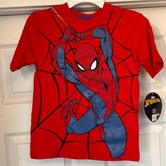 Marvel Spider-Man Boys T-Shirt. Size 5/7. Nwt. Red Crew Neck T-shirt With Character Print, Red Crew Neck T-shirt With Cartoon Print, Red Cartoon Print Crew Neck T-shirt, Red Cartoon Print Graphic Tee, Red Graphic Tee With Cartoon Print, Red Short Sleeve T-shirt With Cartoon Print, Red Cartoon Print T-shirt With Short Sleeves, Red Cartoon Print Short Sleeve T-shirt, Red Crew Neck Shirt With Cartoon Print