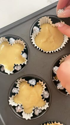 Flower cupcakes inspired by @ohcakeswinnie in 2022 | Yummy food dessert, Desserts, Baking Baking Cute, Cakes Pink, Pink Cakes, Recipes Skillet, Recipes Oven, Cute Baking, Flower Cupcakes, Thigh Recipes, Skillet Chicken