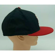 Condition: In Good Condition Size: 7 3/4 Products: Hats and Caps Color: Black and Red Sport: Baseball-MLB Team: New York Yankees Hats And Caps, 59fifty Hats, Mlb Teams, Sneaker Collection, Mlb Baseball, New York Yankees, Hats Vintage, Air Jordan Sneaker, Vintage Collection