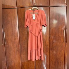 Zara Belted V-Neck Dress - Size Large - Nwt - New With Tags - Oversized Fit - Belted - V-Neck - Fabric Is Stretchy Zara Flowy V-neck Maxi Dress, Flowy V-neck Zara Maxi Dress, Zara V-neck Midi Dress For Brunch, Zara V-neck Maxi Dress For Brunch, Zara Casual V-neck Maxi Dress, Large Size Dresses, Zara Dresses, V Neck Dress, Color Orange