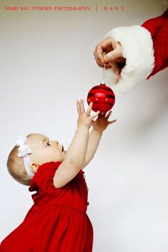 Christmas Picture Ideas Photo Bb, Xmas Photos, Santa Photos, Christmas Shoot, Santa Pictures, Holiday Photography