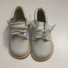 Tap’s By Kinder Baby Shoes Size 3.5. New Without Tags White Walking Shoes With Rubber Sole And Round Toe, White Lace-up Booties With Soft Sole, Casual Non-slip Round Toe Booties, White High-top Booties With Soft Sole, White Non-slip Booties With Round Toe, Casual Round Toe Booties For Playtime, Cute Round Toe Sneakers, Casual Lace-up Booties For Playtime, Casual High-top White Booties