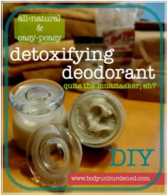 This DIY all-natural deodorant actually pulls toxins from the skin. It's the anti-antiperspirant. Health and natural beauty. Deodorant Recipe, Diy Deodorant, All Natural Deodorant, Homemade Deodorant, Arrowroot Powder, Bentonite Clay, Homemade Products, Make Up Remover