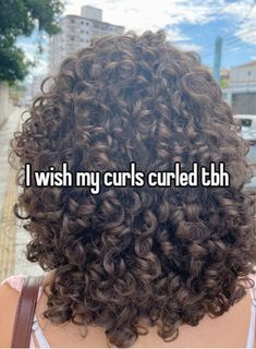 Mrs Bella, Perfect Curly Hair, Hair Curling Tips, Curly Hair Photos, Updo Hairstyle, Hairdos For Curly Hair, Long Curls, Wavy Curly Hair