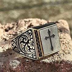 Silver Engraved Cross Medal Ring, Square Cross Ring, Cross Signet Ring, Christian Jewelry Ring, Gift For Dad, Gift For Him, 925k Silver ★Item Details * Gender : Male / Female * Material : 925K Sterling Silver * Total weight :  17  Grams ✔ Ready to Ship in 1-2 Business Days .. ✔ Shipped to the Worldwide 1-5 business days with free shipping... ✔ The product will be sent to you with a handmade wooden box to avoid any damage during shipping... ✔ Visit our store, browse other Men's jewelry, silver an Collectible Engraved White Gold Open Ring, Vintage Sterling Silver Cross Ring, Antique White Gold Rings For Gift, Antique White Gold Rings For Gifts, Vintage Silver Cross Ring, Handmade Collectible White Gold Rings, Silver Engraved Cross Ring, Antique Rings With Engraving Option For Gift, Heirloom Handmade White Gold Signet Ring