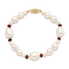 Lustrous freshwater cultured pearls alternate alongside dazzling natural garnet beads in this sophisticated women's bracelet. Fashioned in 14K yellow gold, the 7.5-inch bracelet secures in place with a fish hook clasp. Garnet Bead Bracelet, Cultured Pearl Bracelet, Hook Bracelet, Jared The Galleria Of Jewelry, Garnet Bracelet, Wedding Jewelry Bracelets, Pearl Types, Freshwater Cultured Pearls, Pearl Chain