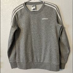 Only Worn Once To Try On Brand New Great Condition! Open To Offers Crop Sweatshirt Hoodie, Adidas Hoodie Women, Black And White Hoodies, Adidas Cropped Hoodie, Adidas Pullover, Adidas Classic, Athletic Sweatshirts, Adidas Crop, Adidas Sweatshirt